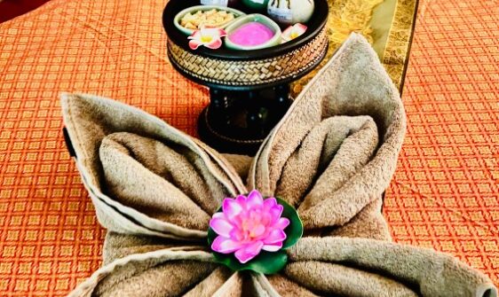aroma set and handdoek