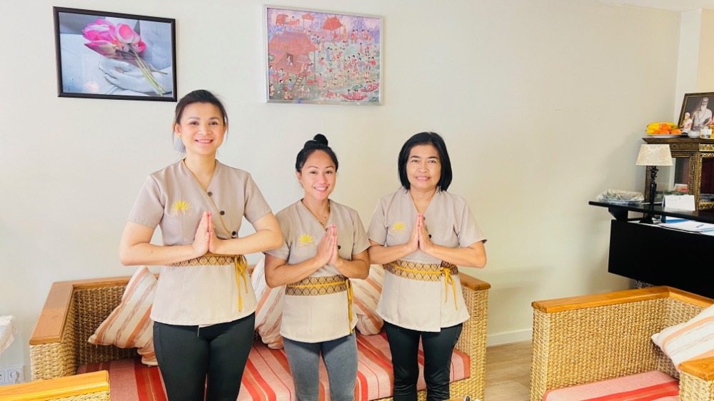 Masseuses bij Areeya Spa